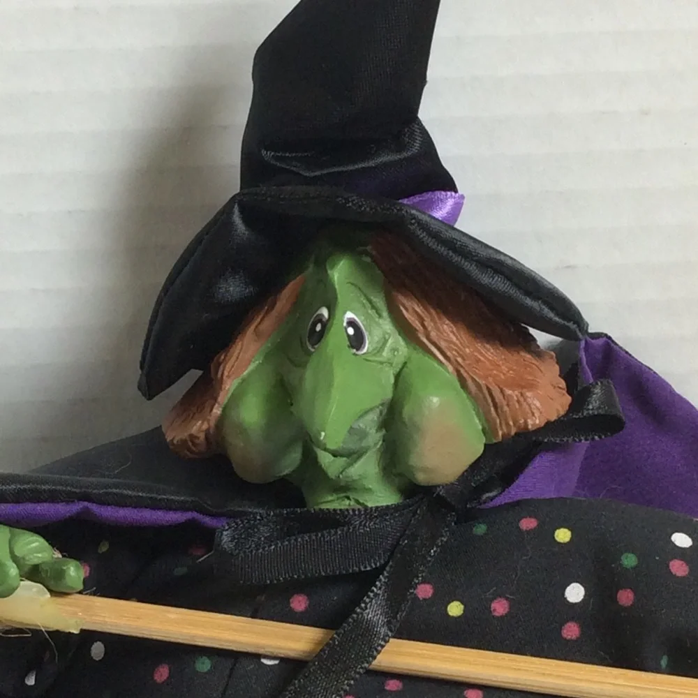 Russ Berrie Halloween figure Grizelda Witch by Kathleen Kelly Critter Factory